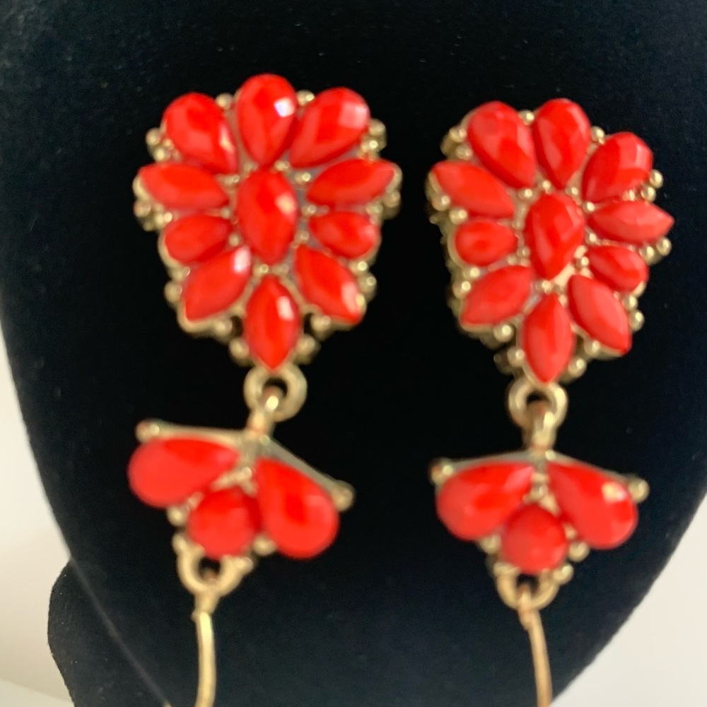Marquise Red Stones with Gold Colored Background Drops Earrings - Picture 5 of 6
